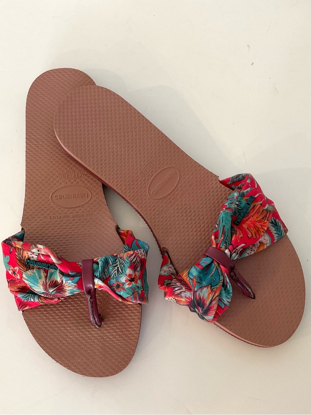 HAVAIANAS You St. Tropez Sandals Floral Size 9/10